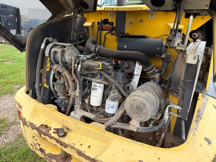 new-holland-w80c-image-45