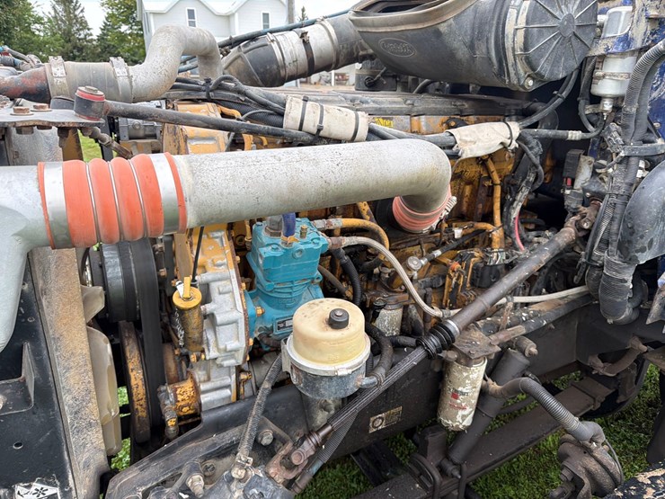 2007-peterbilt-386-image-52