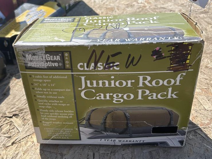 #122-•-classic-junior-roof-cargo-pack-image-1