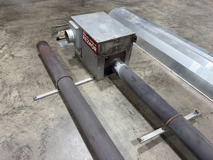 reznor=-100,000-btu-l.p.-30ft-radiant-tube-heat-image-14