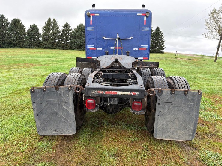 2007-peterbilt-386-image-5