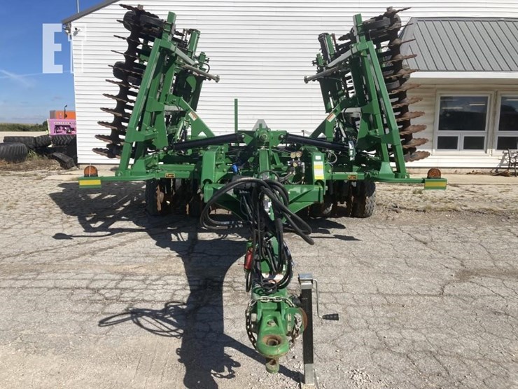 2014-great-plains-2400tm-image-2