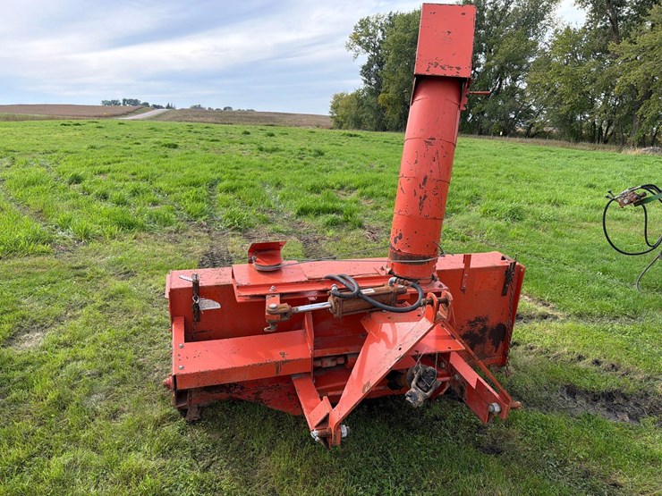 new-idea-517-snowblower-image-1