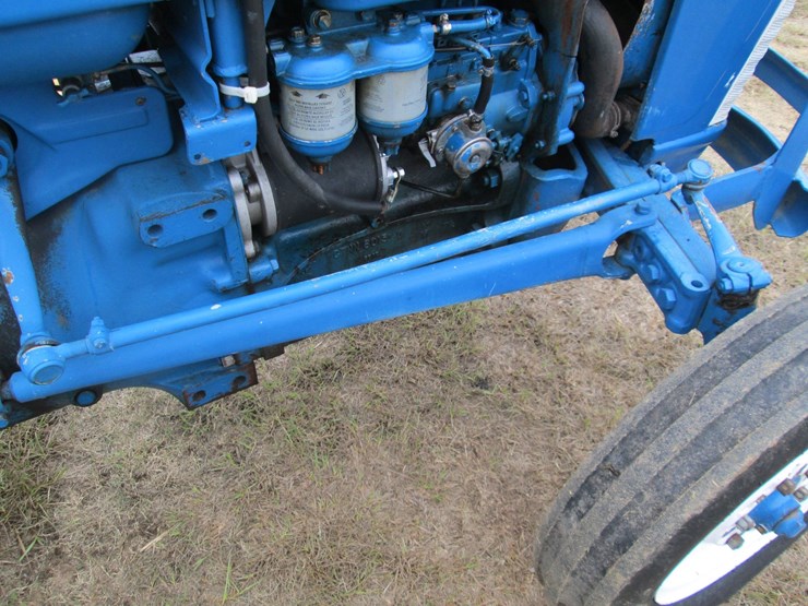 ford-3000-image-16