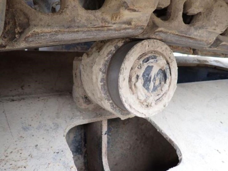 2012-deere-350g-lc-image-51