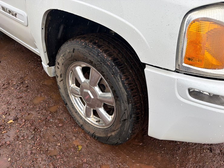 2005-gmc-envoy-image-15