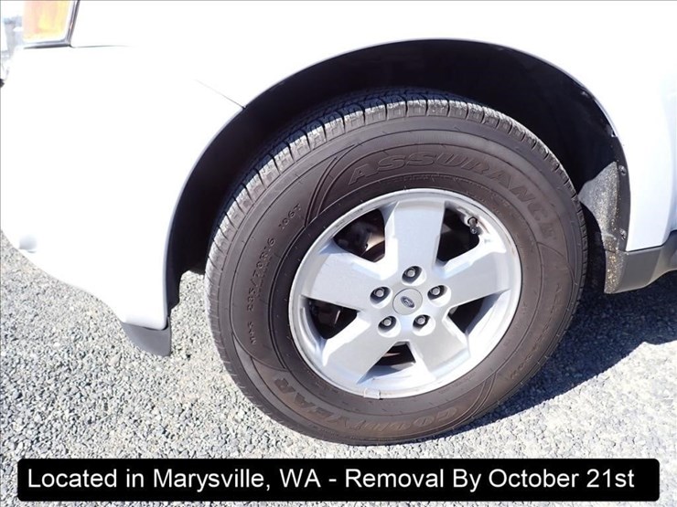 2012-ford-escape-image-15