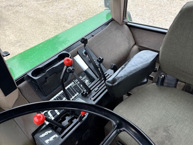 1994-john-deere-4560-image-68