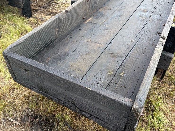 doon-saw-mill-3ft-x-20ft-wood-feed-bunk-image-4