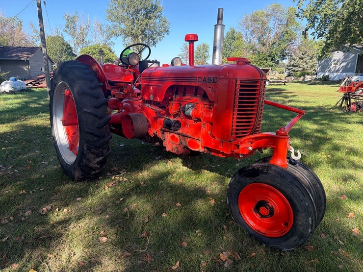 case-dc-tractor-image-2