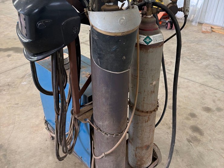 miller-matic-200-wire-welder-image-7