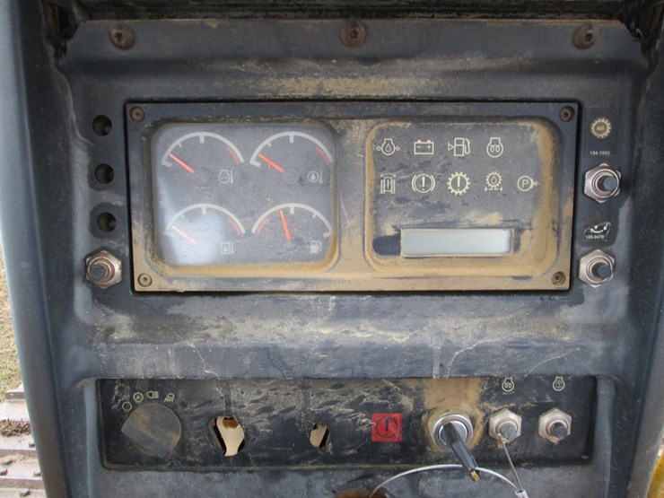 caterpillar-d5m-lgp-image-35