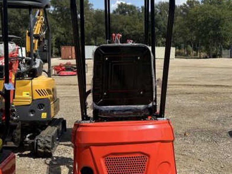 #143-•-mini-excavator---gas---me15-image-5