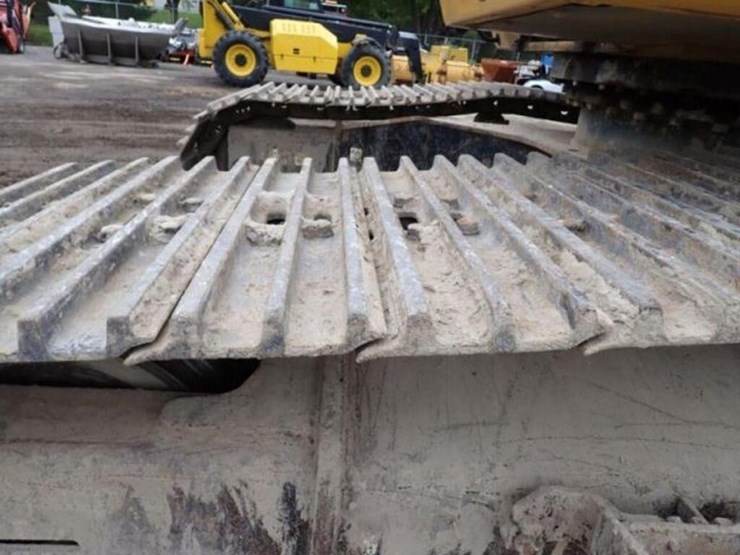 2012-deere-350g-lc-image-37
