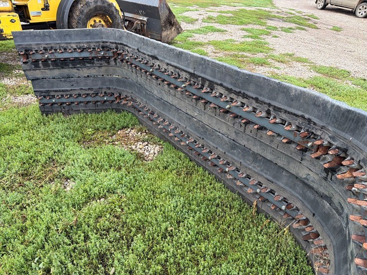 10ft-5”-skidloader-quick-tach-tire-scraper-image-16