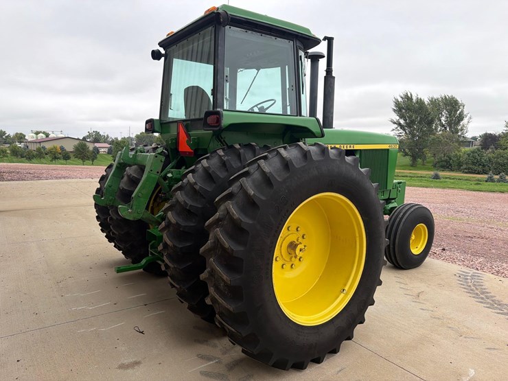 1976-john-deere-4630-image-4