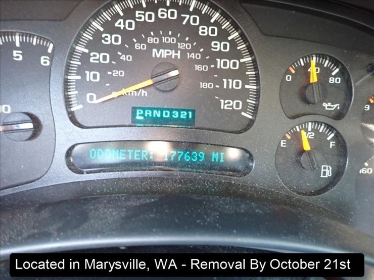 2005-chevrolet-tahoe-image-11