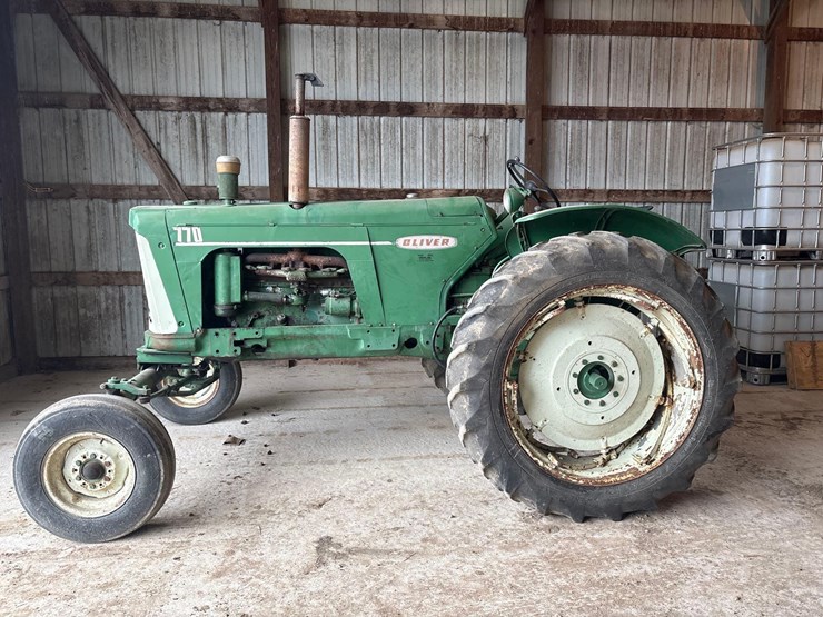 oliver-770-image-1
