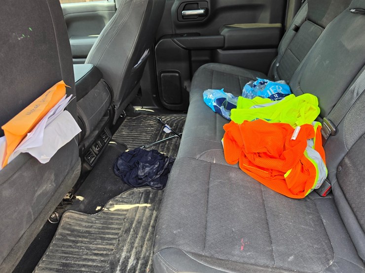 #25311-•-2019-chevrolet-silverado-pickup-truck-image-59