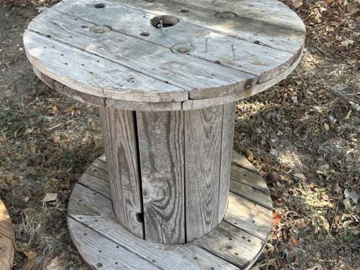#45-•-(4)-wooden-spools-image-5