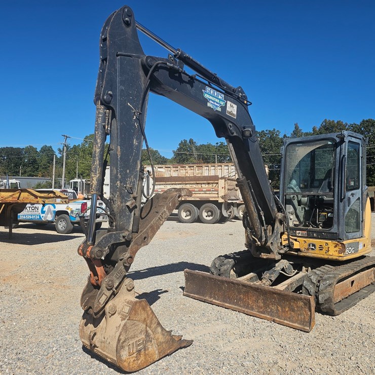 DEERE 60G