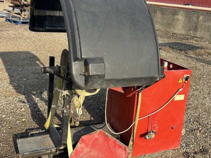 #58-•-accu---turn-8902-tire-balancer-image-3