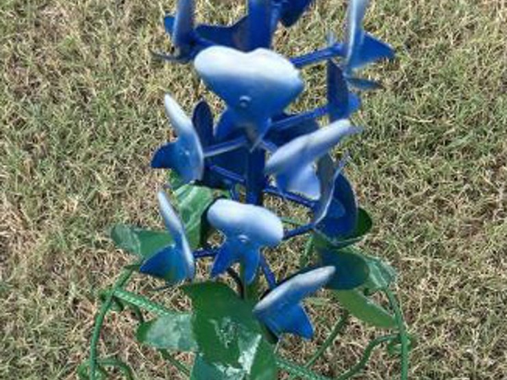 #172-•-metal-art---bluebonnet-flower-pot-stand-image-2