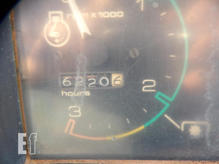 j-i-case-2290-image-17