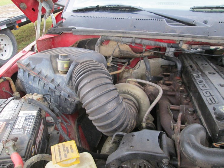 2002-dodge-3500-image-18