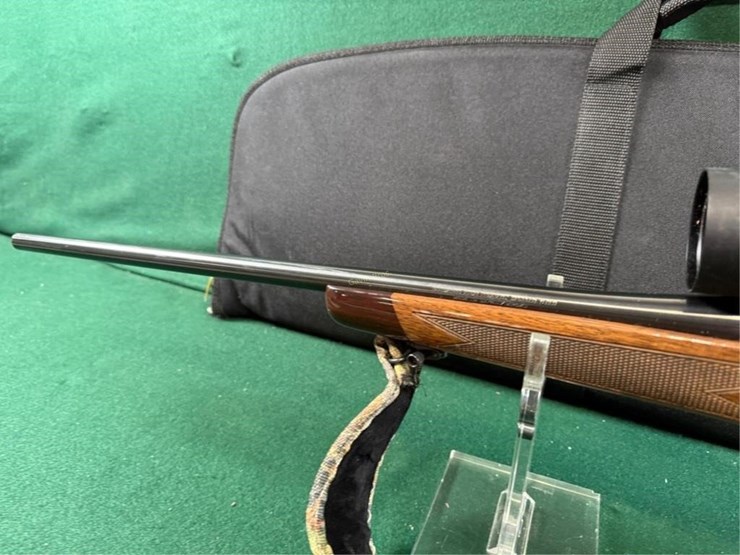 browning-medallion-a-bolt-30-06-sprg-rifle-image-22
