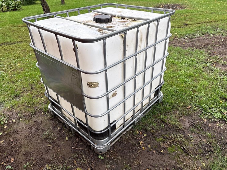 275-gallon-bulk-container-image-4