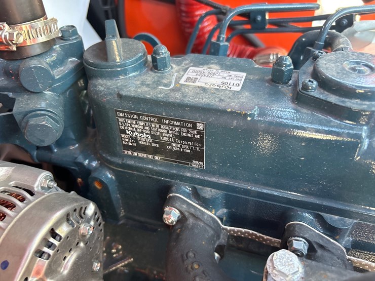 #76-•-landhonor-lgr-v1000-diesel-mini-skid-steer-image-7