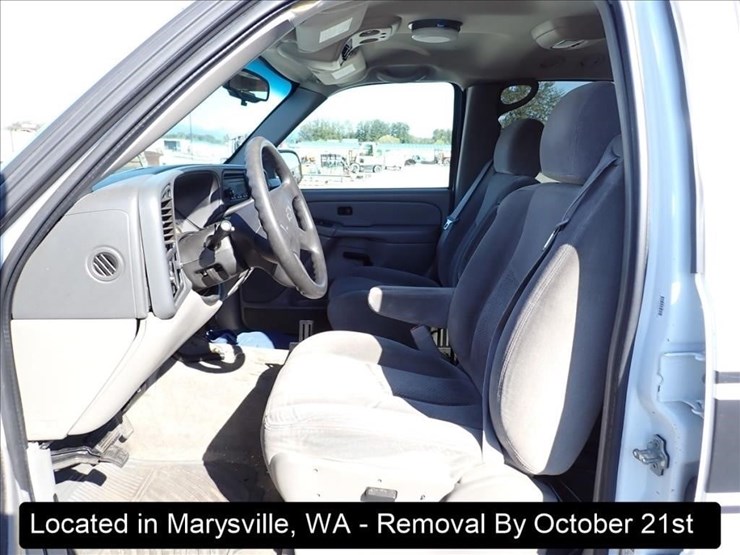 2005-chevrolet-tahoe-image-4