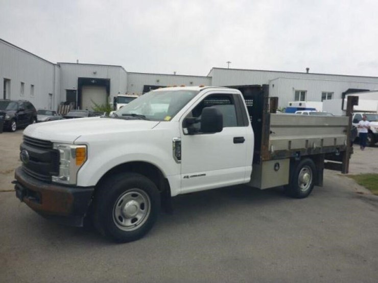 2019-ford-f350-xl-image-1