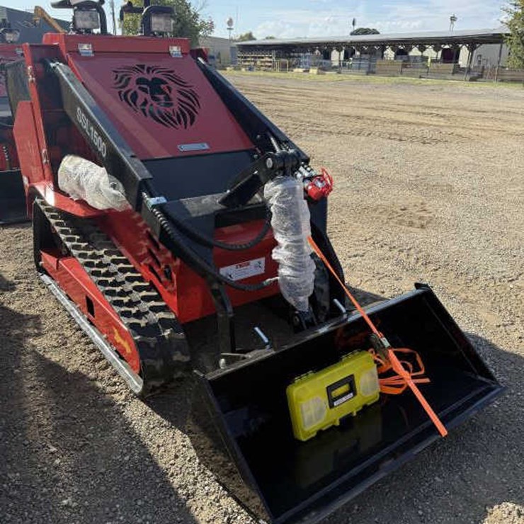 #134 • Yanmar Diesel Mini Skid Steer - SSL1500
