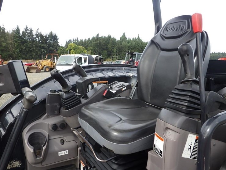 kubota-u55-5-image-34