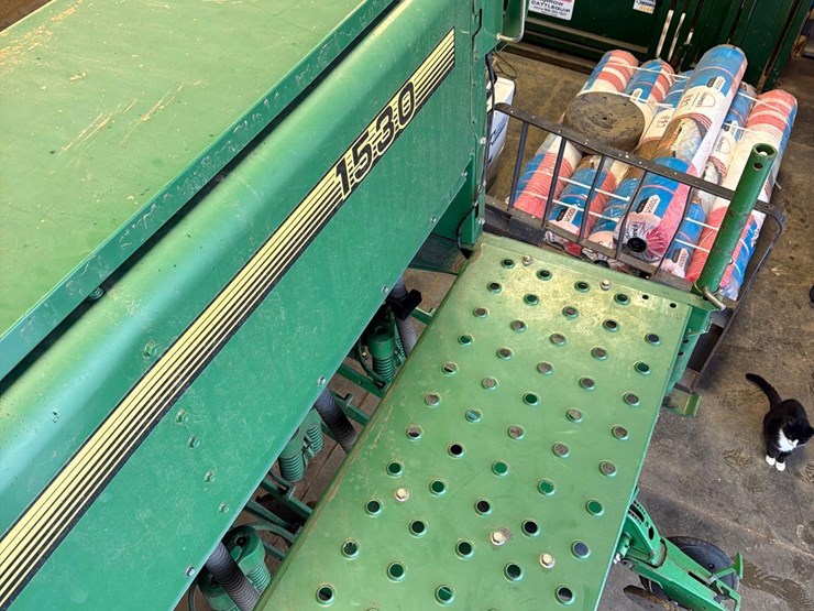 1991-john-deere-1530-image-44