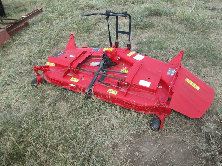 2019-massey-ferguson-5-image-3