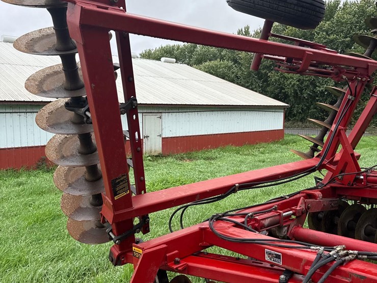 case-ih-3900-image-11