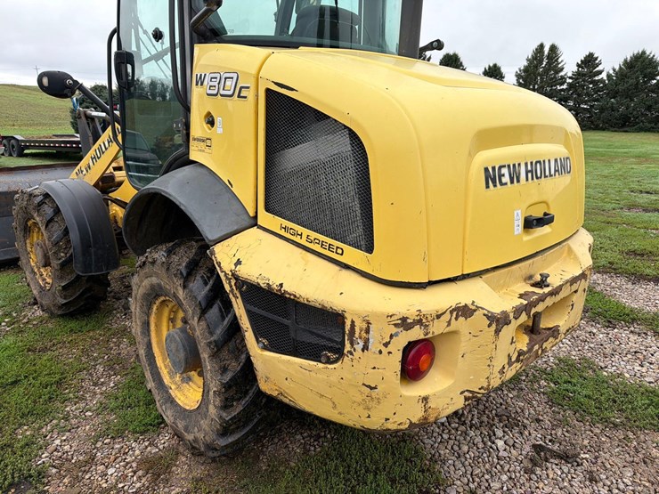 new-holland-w80c-image-17