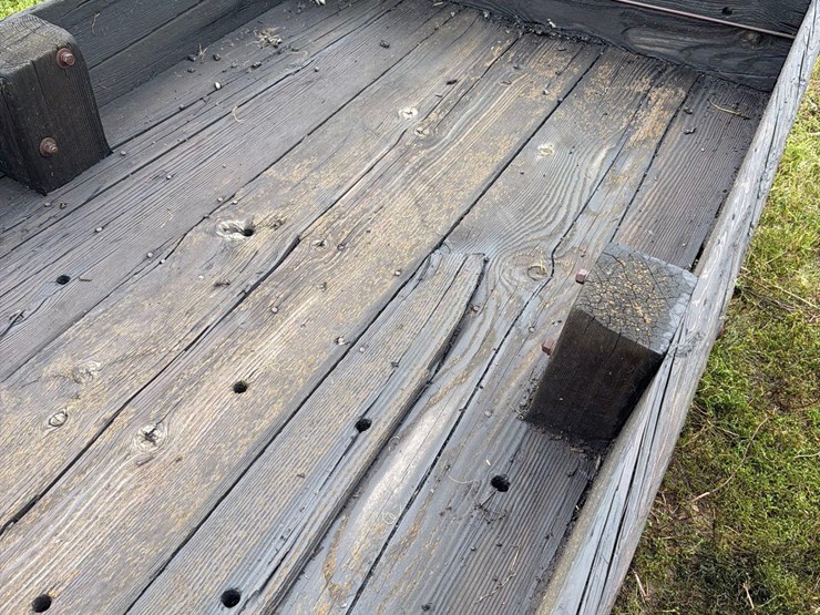 doon-saw-mill-4ft-x-20ft-wood-feed-bunk-image-10