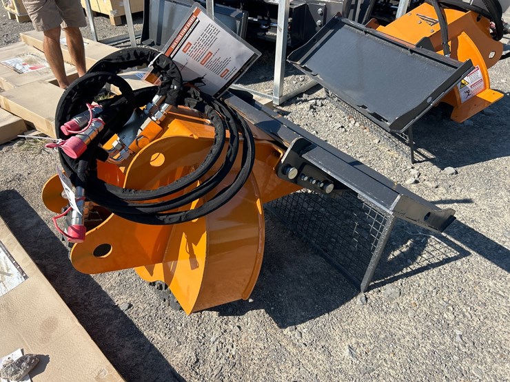 #12-•-skid-steer-stump-grinder-image-2