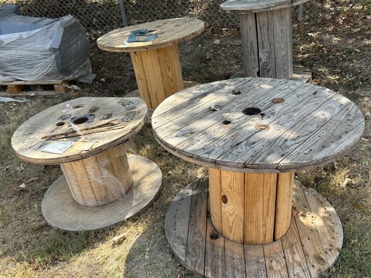 #45-•-(4)-wooden-spools-image-1