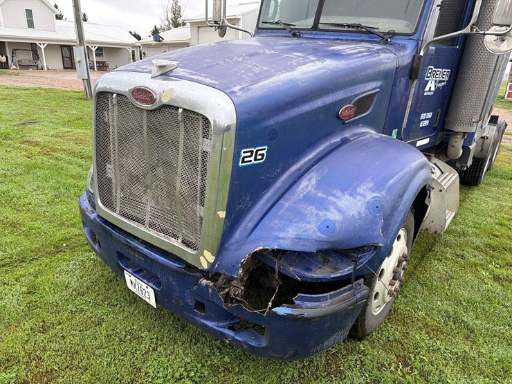 2007-peterbilt-386-image-38