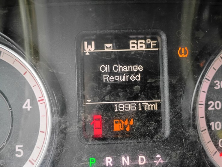 2016-dodge-2500-image-62