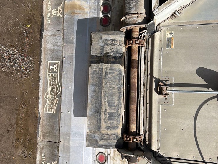 2011-wilson-46ft-fixed-tri-axle-live-bottom-semi-belt-trailer--1-owner--very-clean-trailer-image-17