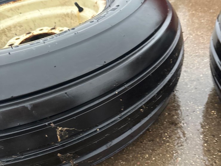 3--11l-15-implement-tires-and-rims-image-5