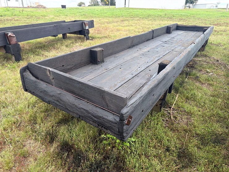 doon-saw-mill-4ft-x-20ft-wood-feed-bunk-image-3