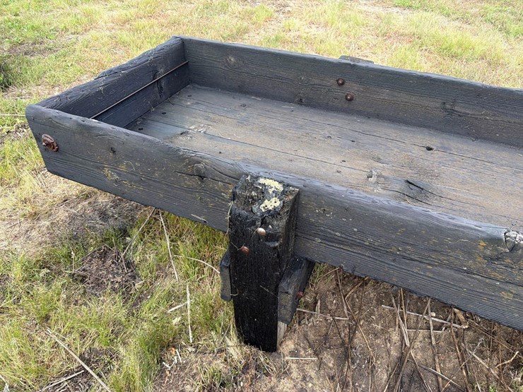 doon-saw-mill-3ft-x-16ft-wood-feed-bunk-image-6