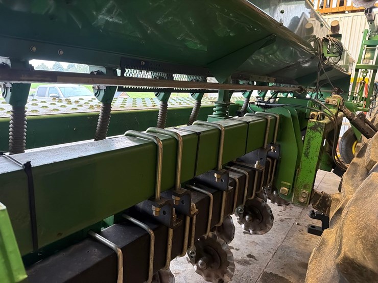 1991-john-deere-1530-image-26